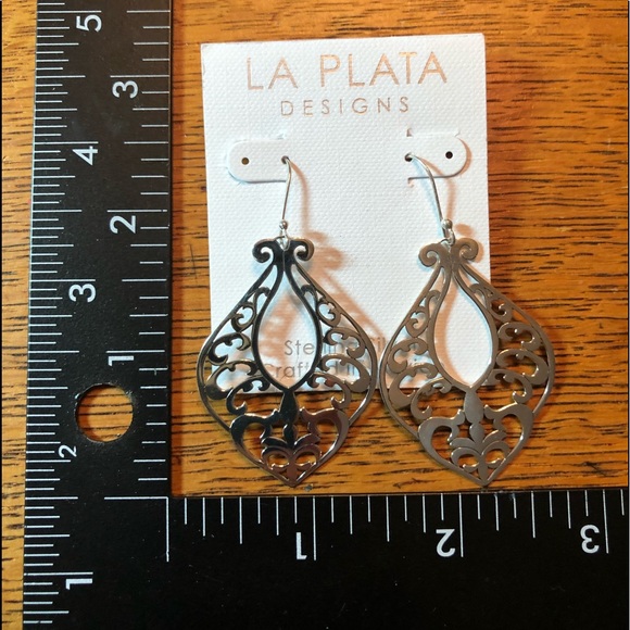 La Plata Silver Earrings - Picture 4 of 4